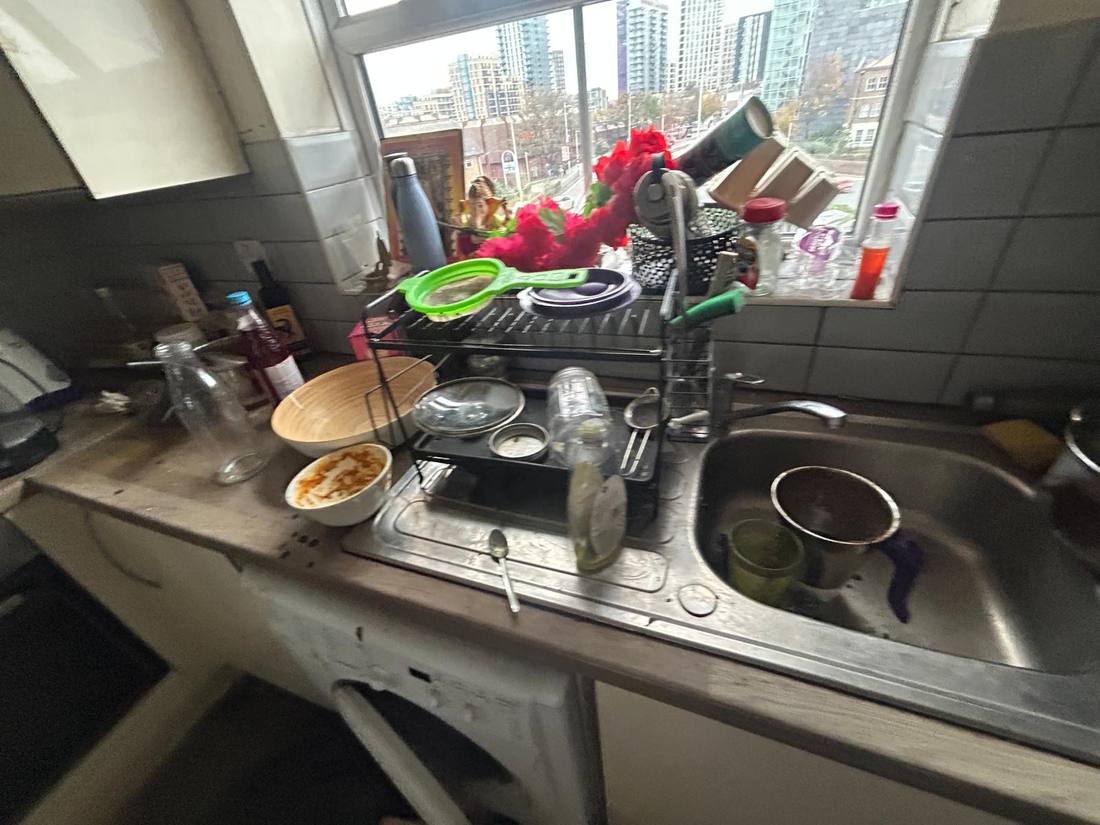 Kitchen before cleaning